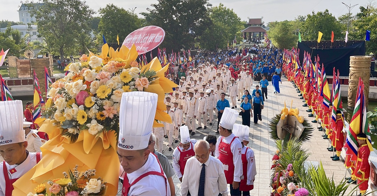 Cần Thơ: Không khí trang nghiêm dâng lễ Giỗ Tổ tại đền thờ Vua Hùng