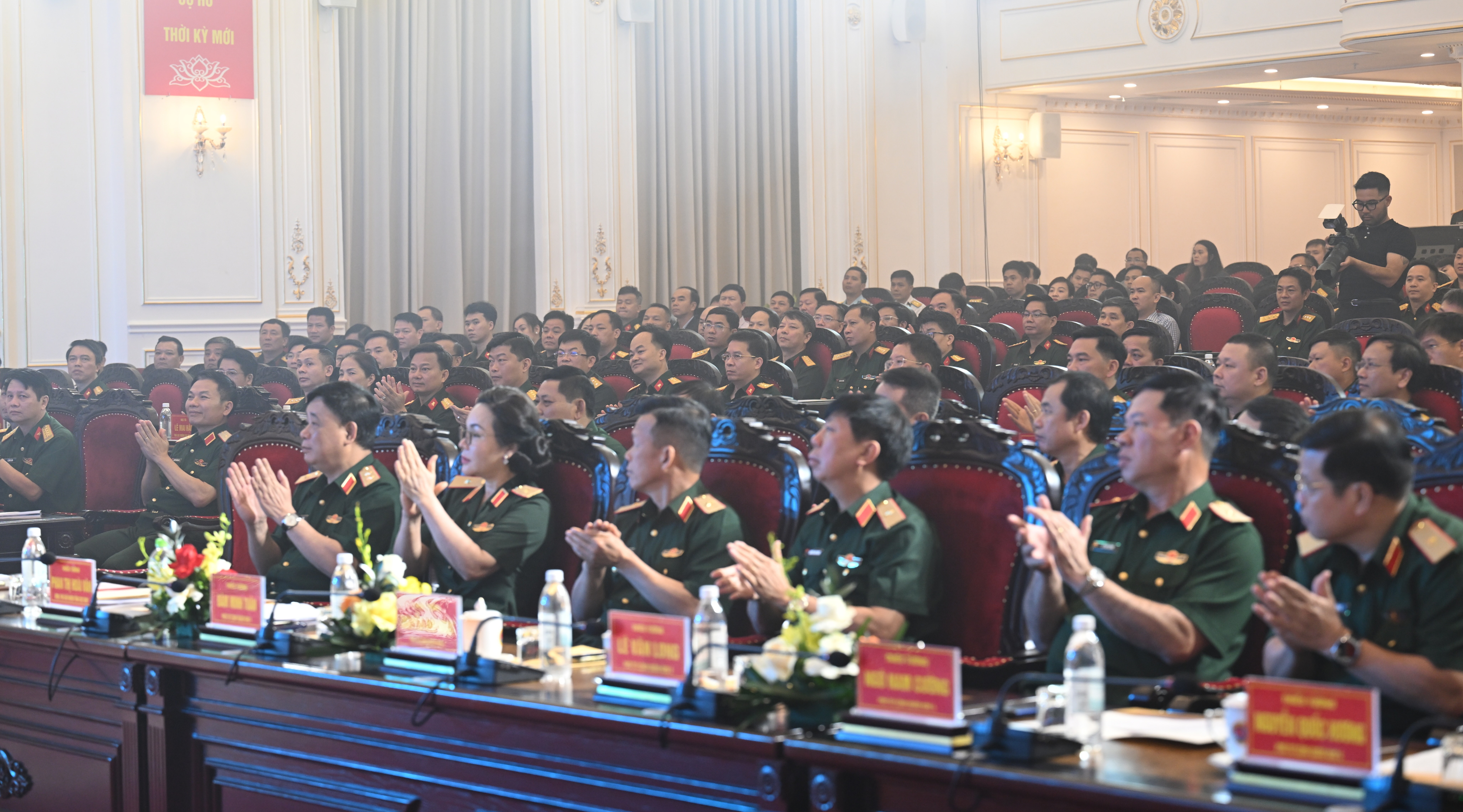 Các đại biểu tham dự Okvip69 Đăng ký cá cược.
