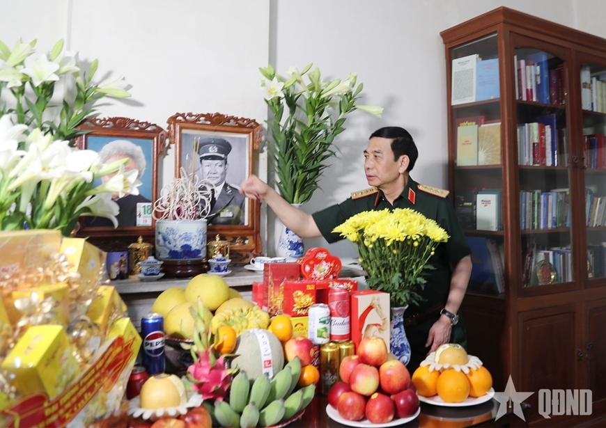 Đại tướng Phan Văn Giang tri ân các đồng chí nguyên lãnh đạo Đảng, Trang Chủ OKVIP COM Top #1, Quân đội - 2
