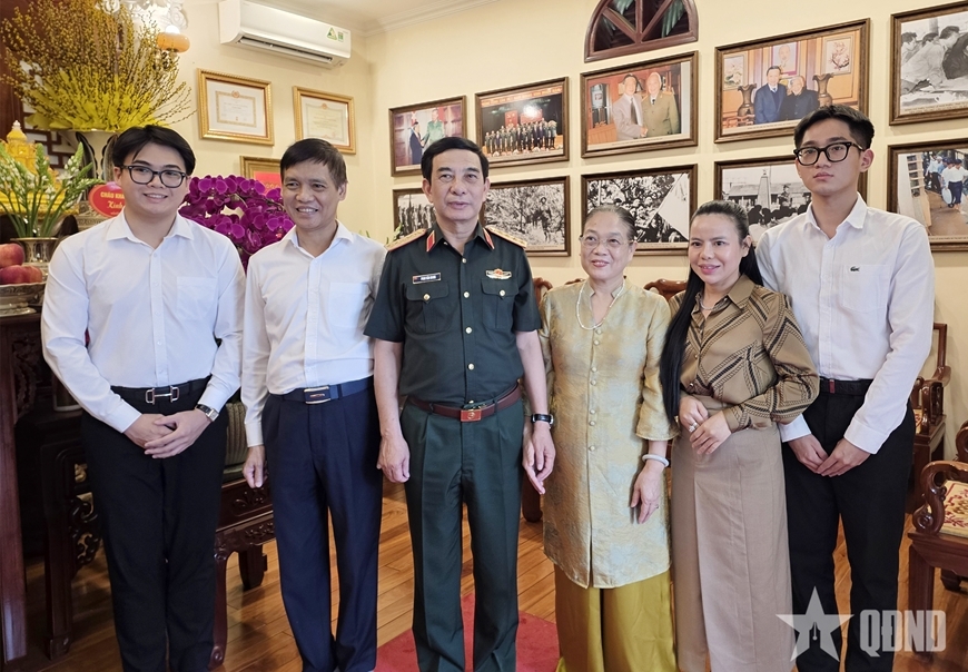 Đại tướng Phan Văn Giang tri ân các đồng chí nguyên lãnh đạo Đảng, Trang Chủ OKVIP COM Top #1, Quân đội - 6