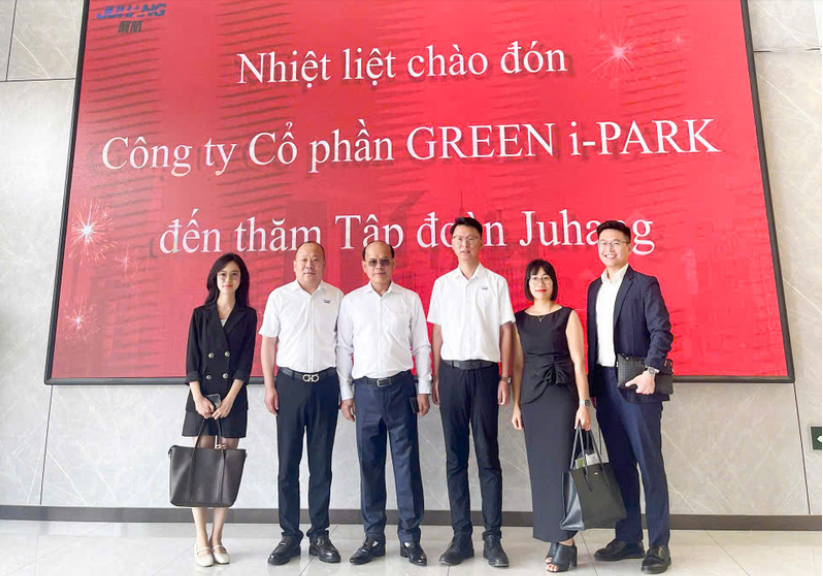 Ông Nguyễn Minh Hưng - Chủ tịch GIP gặp gỡ và Ok88vip tỷ lệ kèo World Cup 2026 với Chủ tịch Tập đoàn công nghệ Oklavip game bài, casino, thể thao Juhang.