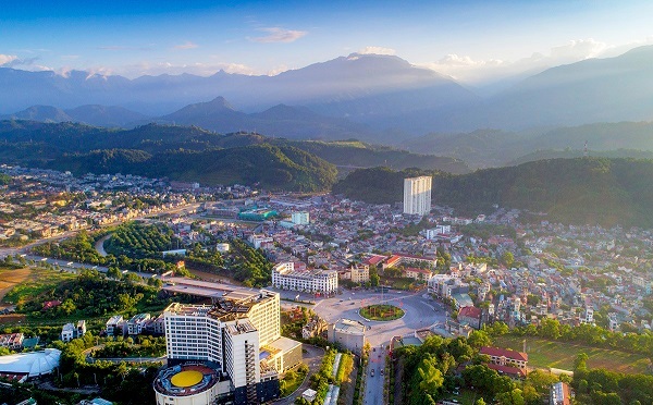 Lào Cai đặt mục tiêu giai đoạn 2026 – 2030 tăng trưởng đạt 11%/năm trở lên