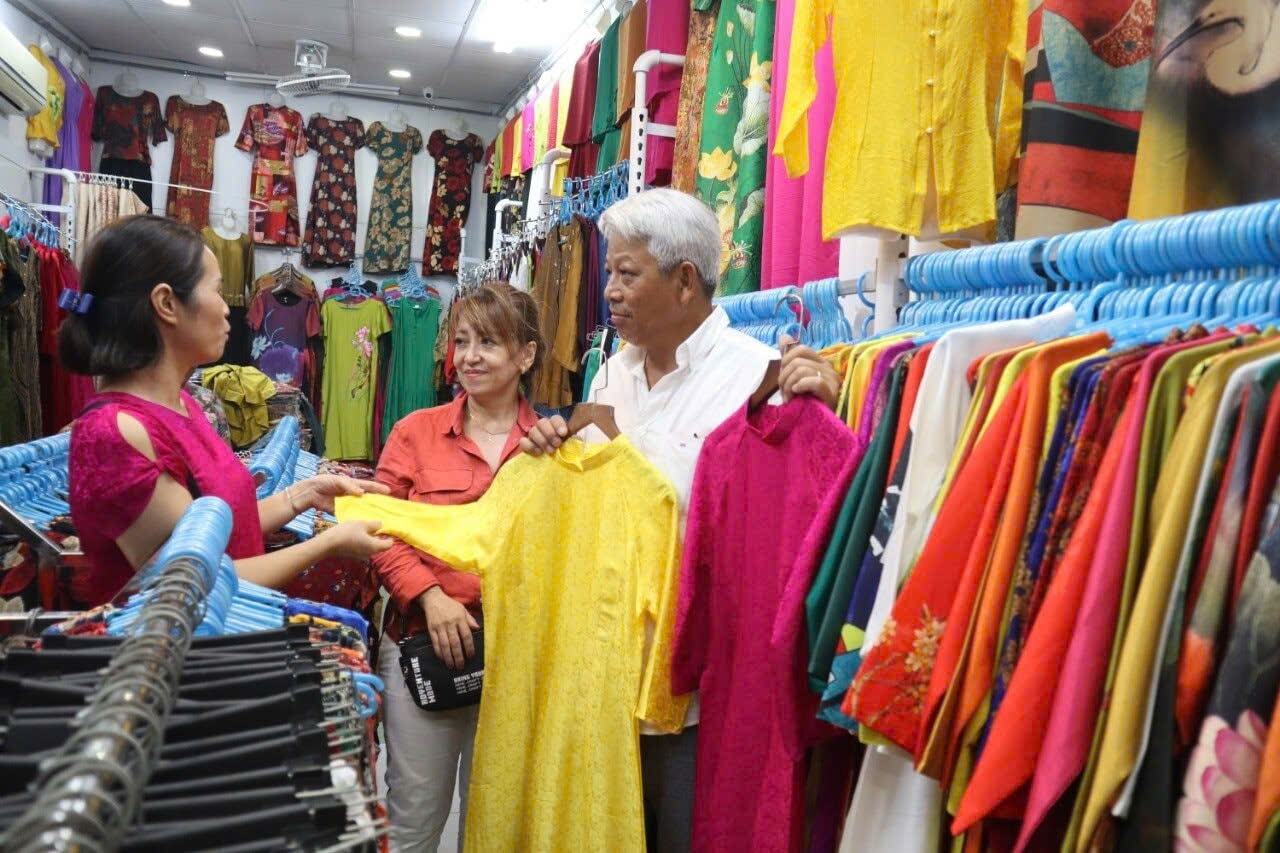 Làng nghề Hà Nội đẩy mạnh sản xuất và tiêu dùng bền vững