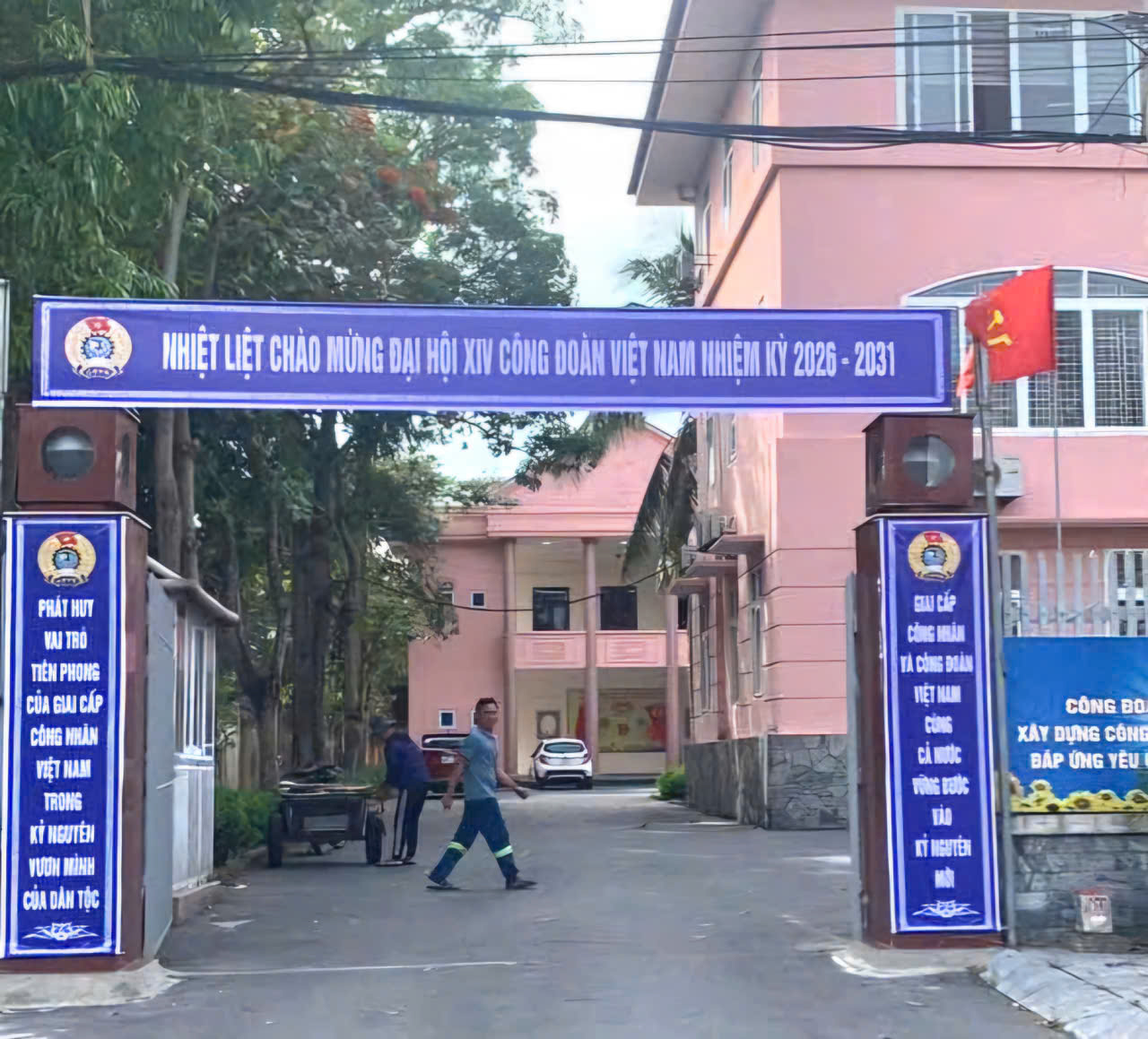 Phong trào thi đua sôi nổi hướng về Okvip69.com bán cá nổ hủ XIV Công đoàn Việt Nam tại các cơ quan, đơn vị và Okvip tại về tỉnh Nghệ An. Ảnh: Hoàng Yến