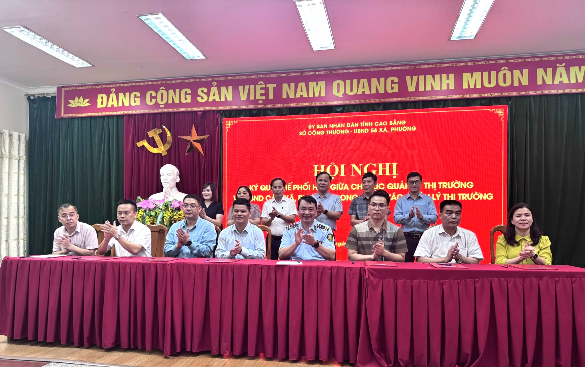 Cao Bằng: Nâng cao hiệu quả công tác quản lý thị trường từ cấp cơ sở